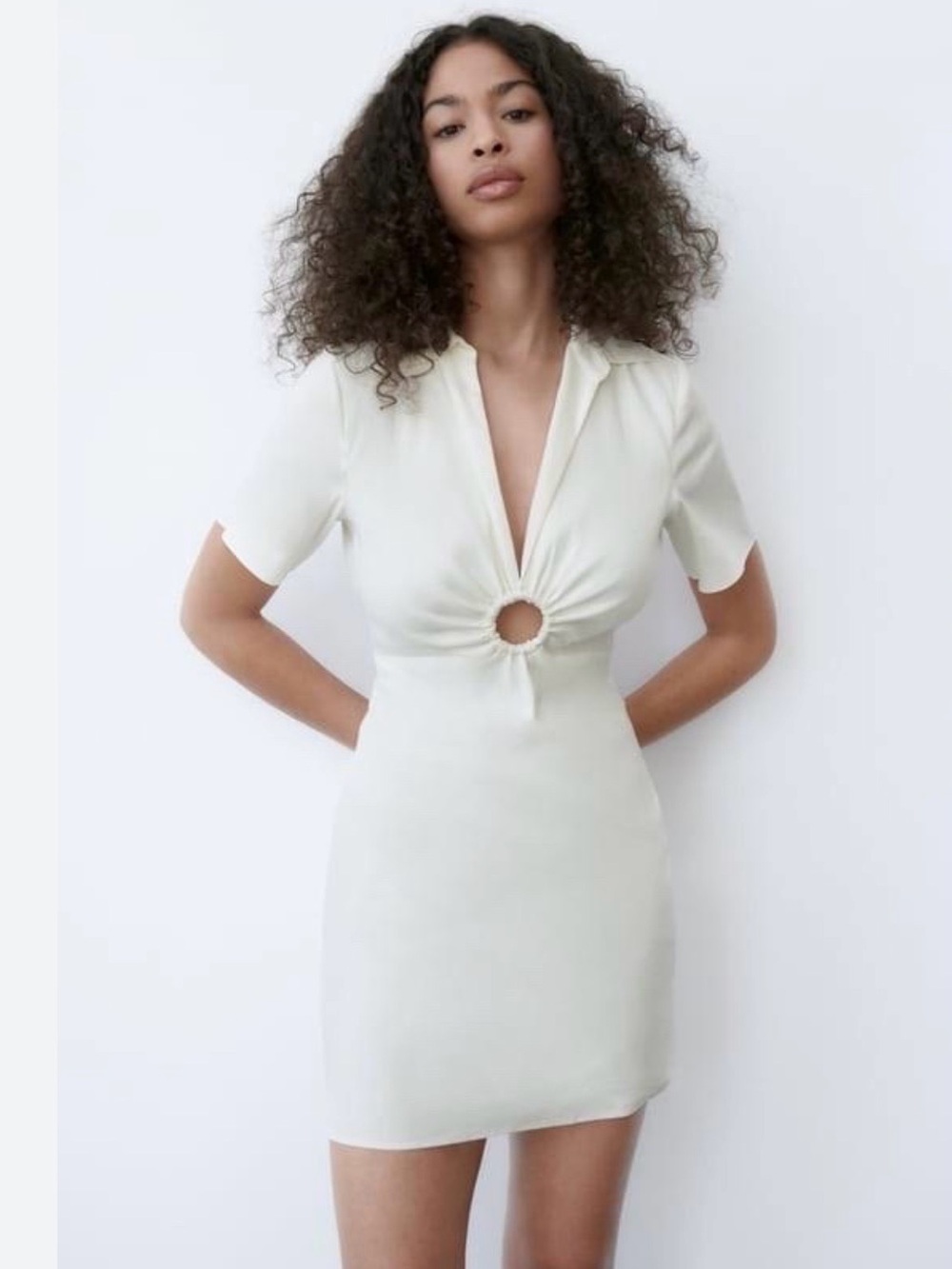 Zara Cream Short Sleeve Mini Dress with Front Ring Detail